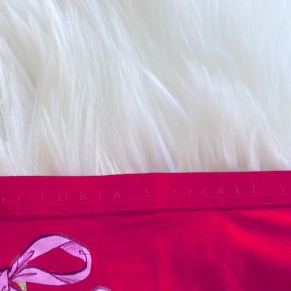 NWOT Victoria’s Secret holiday panty - Picture 6 of 6